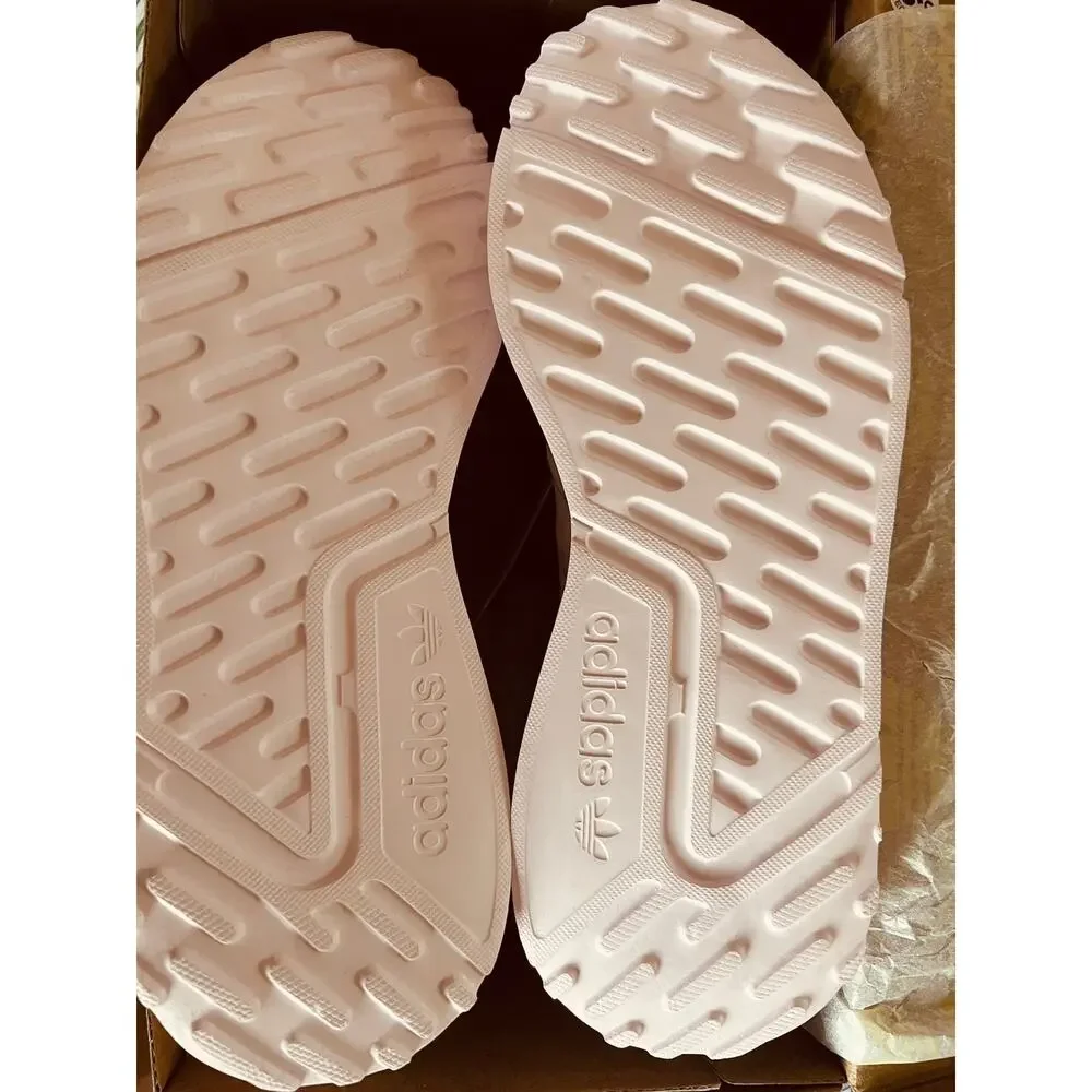 NIB❤️Adidas Kids Sneaker sz2.5
